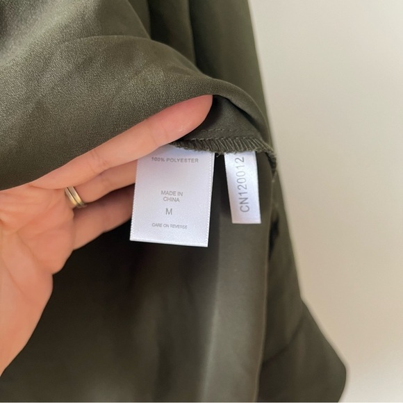 Soho New York & Company Sheer Green V-Neck Open Front Top Medium - Picture 5 of 10